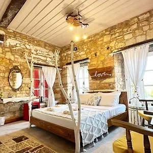https://marissa-boutique-hotel.aegeanhotels.net