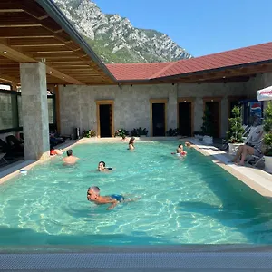 Bed and breakfast Panorama Near The Old Bazaar, Krujë
