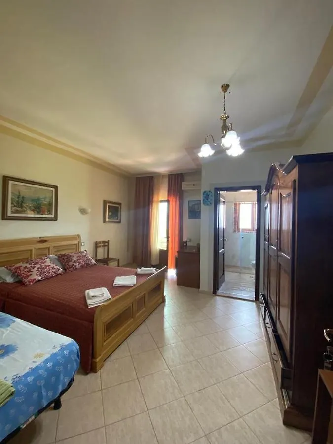 ***  Hotel 